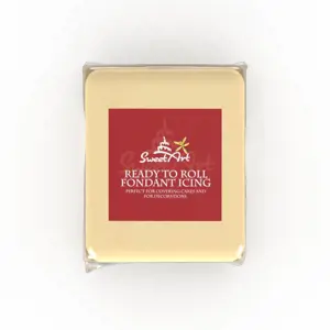 SweetArt potahovací a modelovací hmota vanilková Ivory (250 g)